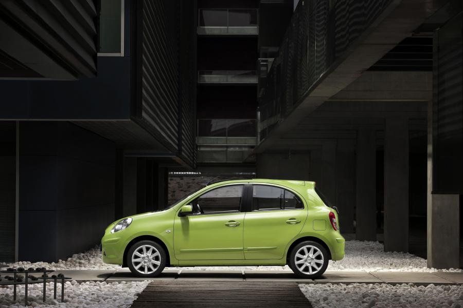  Nissan Micra 2010 года  (фото 34 из 70)